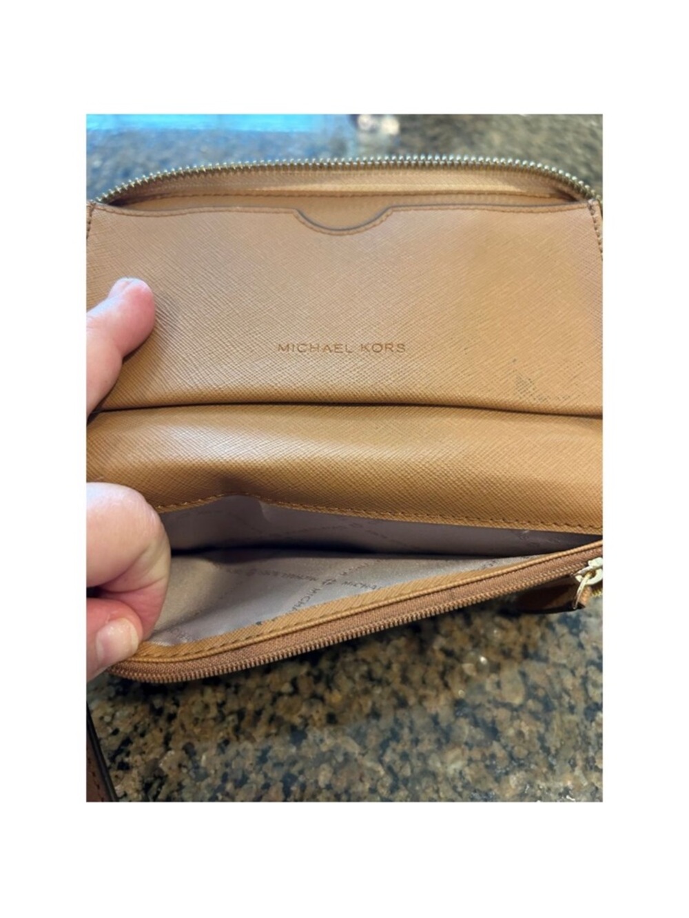 Michael Kors Cream Wristlet Wallet - Picture 8 of 9